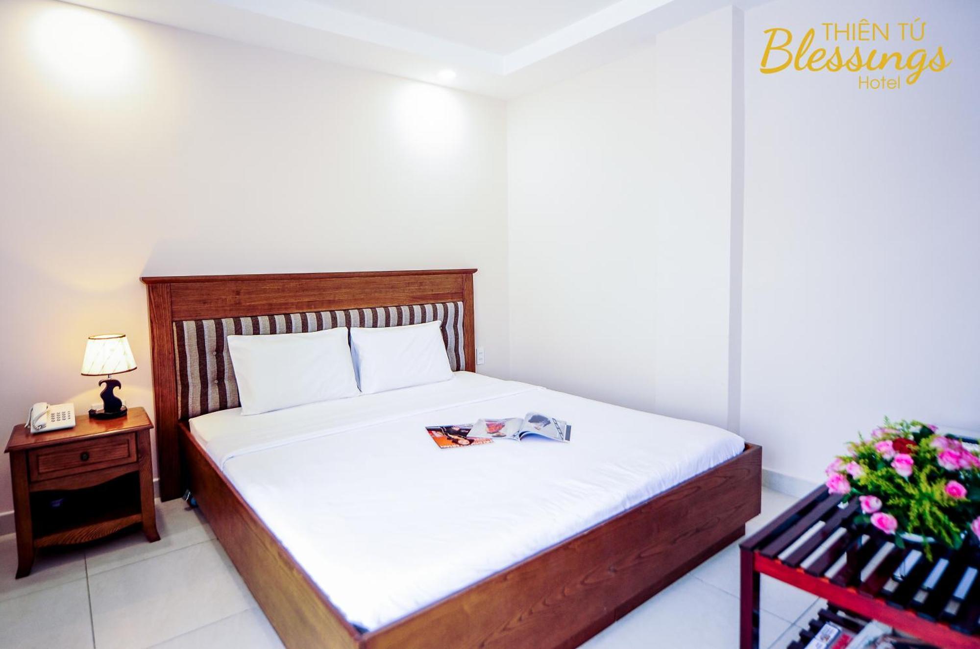 Thien Tu Hotel Хошимин Экстерьер фото
